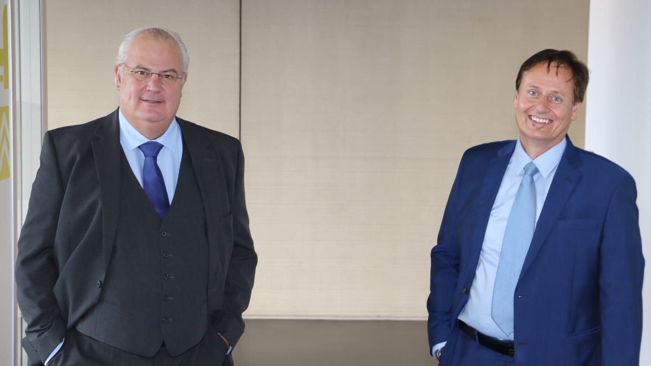 Photo of insulbar Key Account Managers Gabriele Uslenghi and Michael Johann Herbst