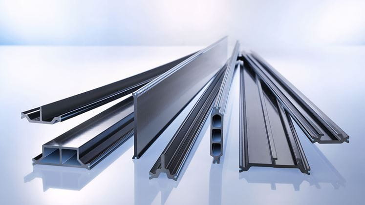 Picture with different insulbar LI geometries