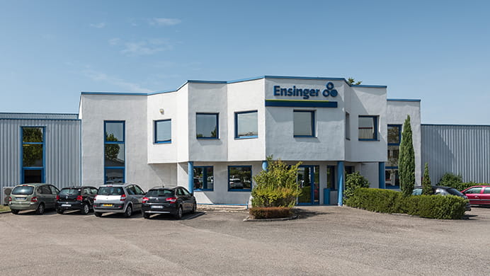 Photo de l'immeuble Ensinger à Beynost en France