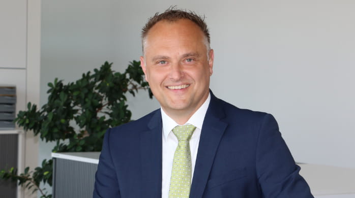 Porträt Matthias Rink, Vertriebsleiter für insulbar Isolierstege